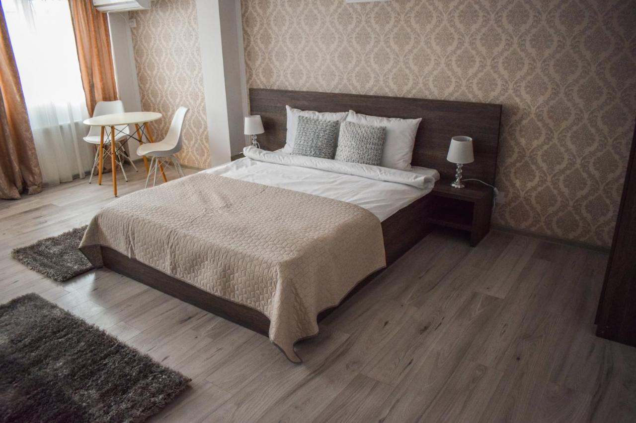 B House Rooms Iasi Extérieur photo